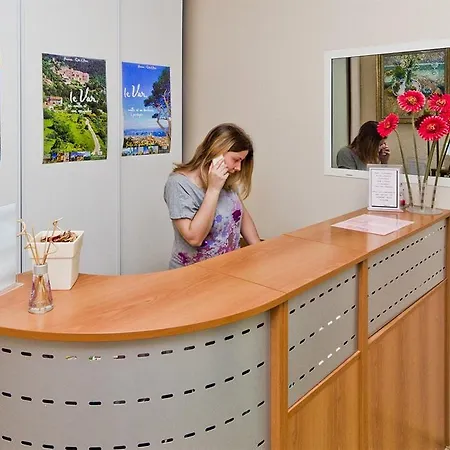 Le Virevent Hotel Saint-Raphael (Var)