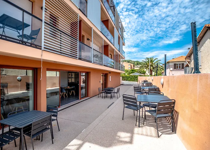 Hotel Le Virevent Saint-Raphaël