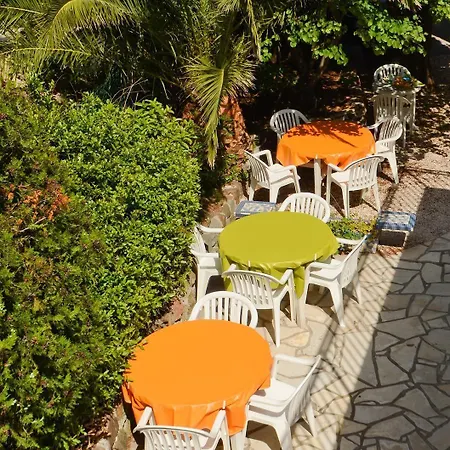 Le Virevent ホテル