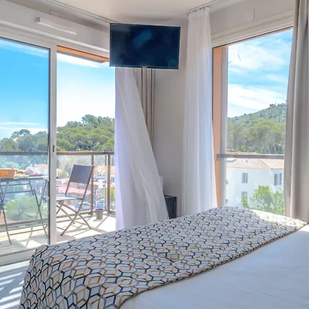 فندق Sure By Western Saint-raphael Le Dramont 3*