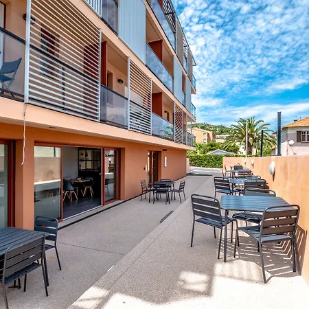 Hotel Le Virevent Saint-Raphaël