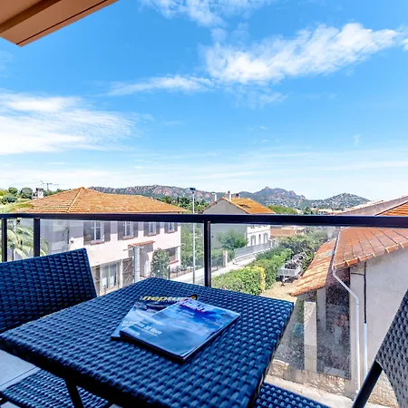 ホテル Le Virevent Saint-Raphaël