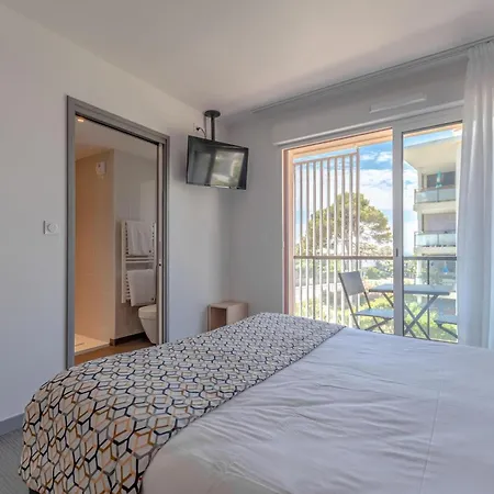 Sure Hotel By Best Western Saint-Raphael Le Dramont Hotel 3*