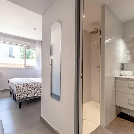 Otel Sure By Western Saint-raphael Le Dramont