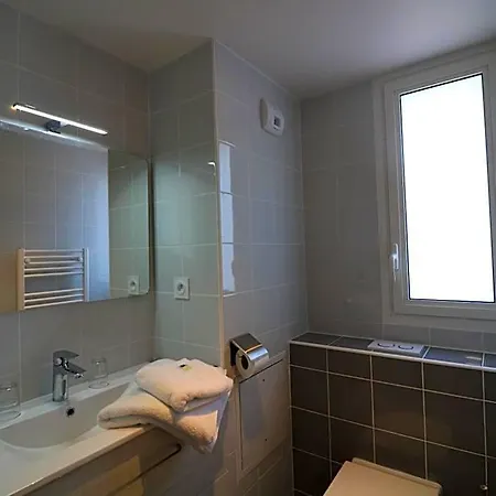 Sure By Western Saint-raphael Le Dramont 3*