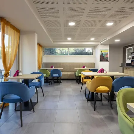 Sure By Western Saint-raphael Le Dramont Hotel Saint-Raphaël