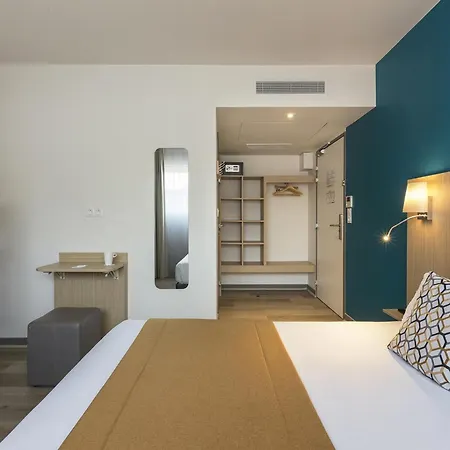 Sure By Western Saint-raphael Le Dramont 3*