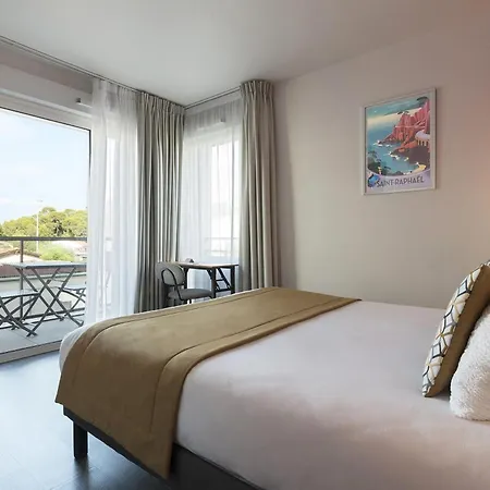 Sure By Western Saint-raphael Le Dramont 3*
