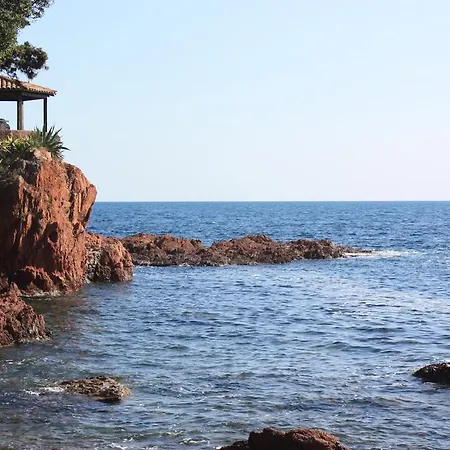 فندق Sure By Western Saint-raphael Le Dramont 3*