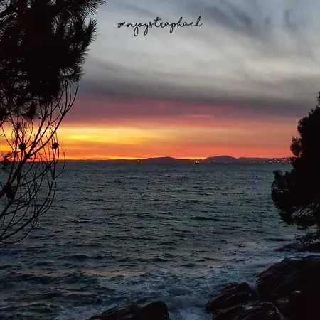 Hotel Le Virevent Saint-Raphaël