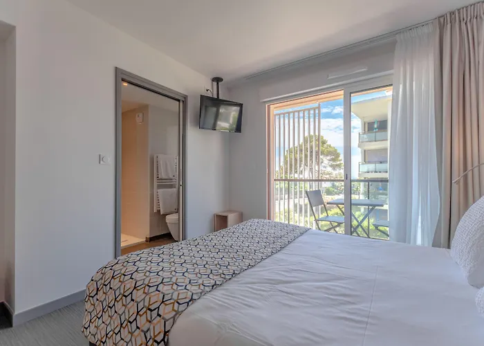 Le Virevent 3* Saint-Raphaël