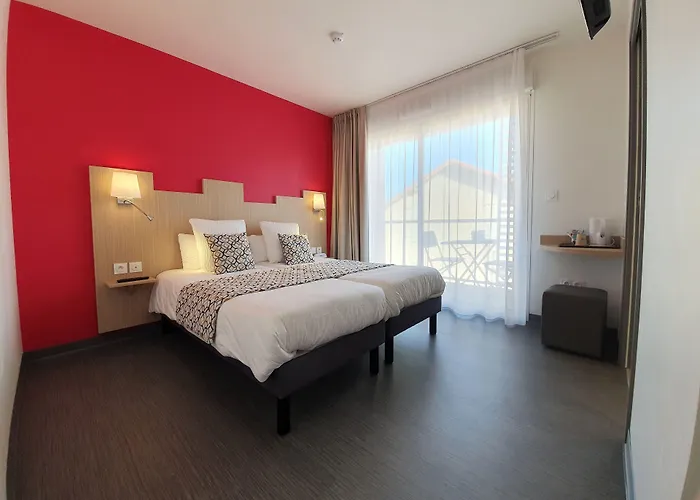 Le Virevent Hotel 3*