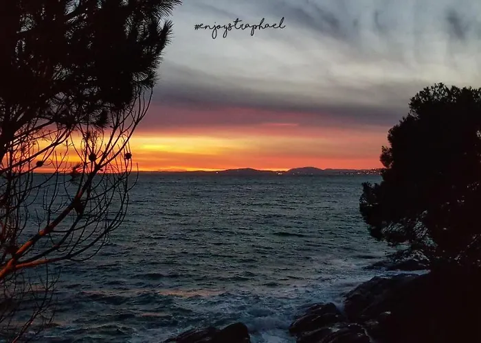 Hotel Le Virevent Saint-Raphaël